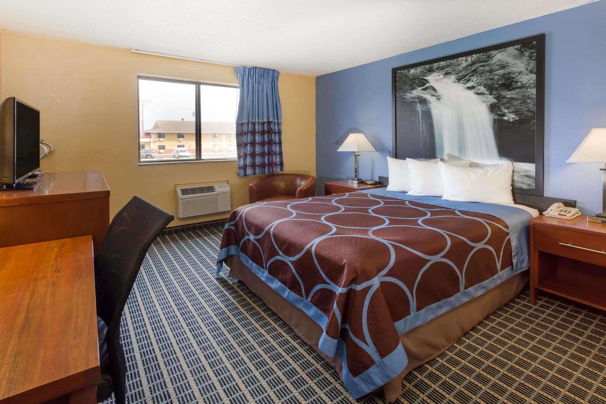 Super 8 By Wyndham Janesville Exterior photo